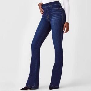 Spanx high-rise flare jeans pull-on stretch
Denim Midnight Shade sz L tall